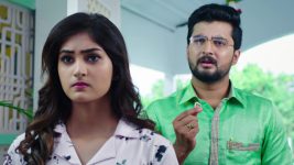 Pallakilo Pellikuturu S01E08 A Stunner for Abhiram Full Episode