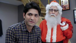 Aadat Se Majboor S01E63 Christmas Planning Full Episode