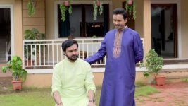 Aai Kuthe Kay Karte S01E108 Kedar Advises Abhishek Full Episode