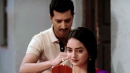 Aboli (star pravah) S01E108 Ankush Assists Aboli Full Episode