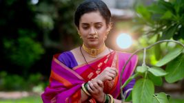 Aboli (star pravah) S01E175 Aboli Saves the Day Full Episode