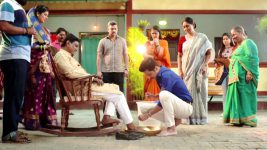 Aboli (star pravah) S01E99 Ankush Washes Prataprao's Feet Full Episode