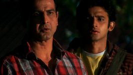 Adaalat S01E106 Varsha's Ghost Full Episode