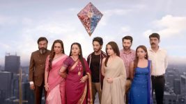 Adhe Kangal S01E125 The Family Destroys Dola Full Episode