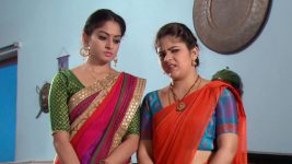 Agni Sakshi S01E142 Asha and Nitya Frame Gowri Full Episode