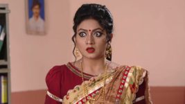 Agni Sakshi S01E309 Bhairavi in a Tight Spot Full Episode