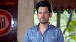 Ajunhi Barsat Aahe S01E14 Adhiraj Reaches The Cafe Full Episode