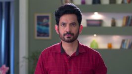 Ajunhi Barsat Aahe S01E163 Adiraj Buys Meera A Gift Full Episode