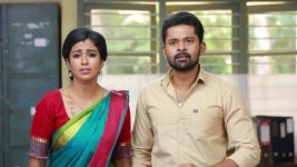 Bharathi Kannamma S01E231 A Shock for Barathi, Kannamma Full Episode