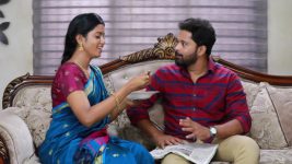 Bharathi Kannamma S01E245 Barathi, Kannamma Visit Varun Full Episode