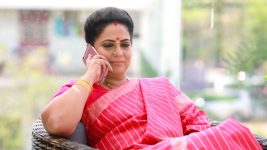 Bharathi Kannamma S01E255 Soundharya Supports Kannamma Full Episode