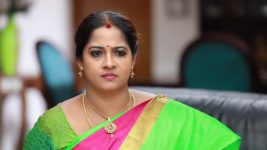 Bharathi Kannamma S01E36 Shanmugam Threatens Bhagyalakshmi Full Episode