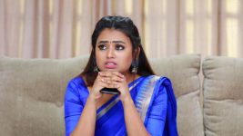 Bharathi Kannamma S01E422 Venba Is Bothered Full Episode