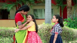 Bharathi Kannamma S01E512 Hema Gets Emotional Full Episode