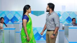 Bharathi Kannamma S01E516 Barathi, Kannamma Lock Horns Full Episode