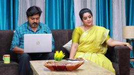 Bharathi Kannamma S01E531 Soundharya, Venu Are Concerned Full Episode