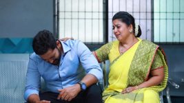 Bharathi Kannamma S01E540 Barathi Fears the Worst Full Episode