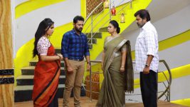 Bharathi Kannamma S01E545 The Family Compels Barathi Full Episode