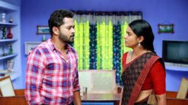 Bharathi Kannamma S01E572 Barathi Instigates Kannamma Full Episode