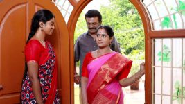 Bharathi Kannamma S01E579 Surprise Visitors for Kannamma Full Episode