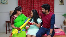 Bharathi Kannamma S01E602 Anjali Bonds with Hema Full Episode