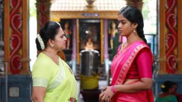 Bharathi Kannamma S01E608 A Surprise for Soundharya Full Episode