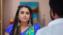 Bharathi Kannamma S01E717 Venba Is Blackmailed Full Episode