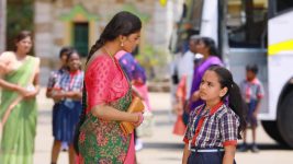 Bharathi Kannamma S01E758 Kannamma Worries for Lakshmi Full Episode