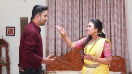 Bharathi Kannamma S01E805 Venba Plays a Game Full Episode