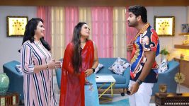 Bharathi Kannamma S01E813 A Shocker for Venba Full Episode