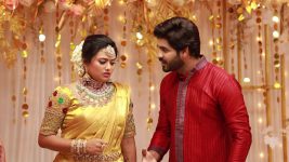 Bharathi Kannamma S01E893 Venba Causes Chaos Full Episode