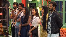 Bigg Boss Telugu (Star Maa) S05E44 Day 43 in the House Full Episode