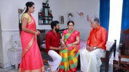 Bommukutty Ammavukku S01E107 Prakash Convinces Padma Full Episode