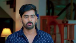 Chelleli Kaapuram S01E298 Sunil in Pain Full Episode