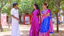 Chelleli Kaapuram S01E318 Pournami Gets a Warning Full Episode