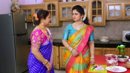 Chelleli Kaapuram S01E336 Pournami Lashes out Full Episode