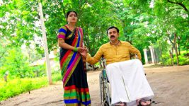 Chelleli Kaapuram S01E389 Madhava's Life Is at Risk Full Episode