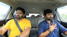 Eeramaana Rojaave S02E14 Parthiban, Jeeva in a Fix Full Episode