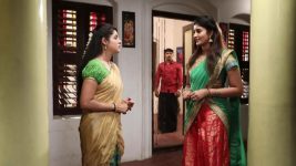 Kadaikutty Singam S01E100 Meenatchi Talks to Nilambari Full Episode