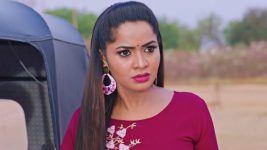 Karthika Deepam S01E1004 A Shocker for Mounitha Full Episode