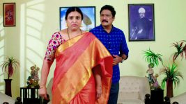 Karthika Deepam S01E1070 Bhagyalakshmi's Stern Decision Full Episode