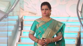 Karthika Deepam S01E108 Soundarya Gets Back at Murali Full Episode