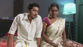 Karthika Deepam S01E113 Karthik, Deepa's 'We' Time Full Episode