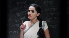 Karthika Deepam S01E1151 Mounitha Is Petrified Full Episode