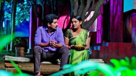 Karthika Deepam S01E1237 Deepa, Karthik are Worried Full Episode