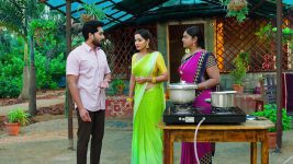 Karthika Deepam S01E1447 Karthik Seeks Deepa's Help Full Episode