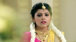 Karthika Deepam S01E19 Shravya is Adamant Full Episode