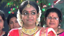 Karthika Deepam S01E54 Karthik, Deepa are Happy Full Episode