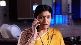 Karthika Deepam S01E679 Bhagyalakshmi Gets Curious Full Episode