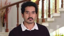 Karthika Deepam S01E735 Karthik Lashes Out Full Episode